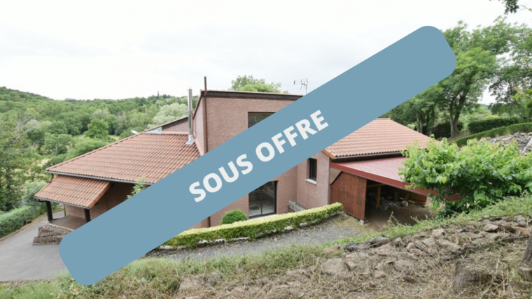 Maison d’architecte de 179m2 + grand terrain à 6 minutes du Puy