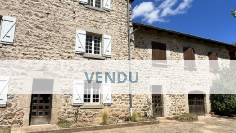 Maison CHASPINHAC 10 Pièces 220 m²