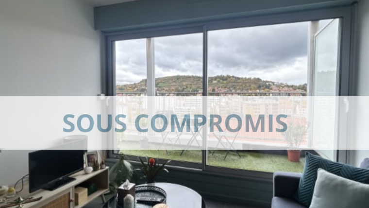 Appartement de 38 m² avec terrasse et place de parking.