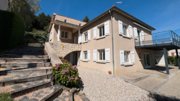 Coup de cœur à Chadrac ! Maison 160 m² avec piscine et vue dégagée