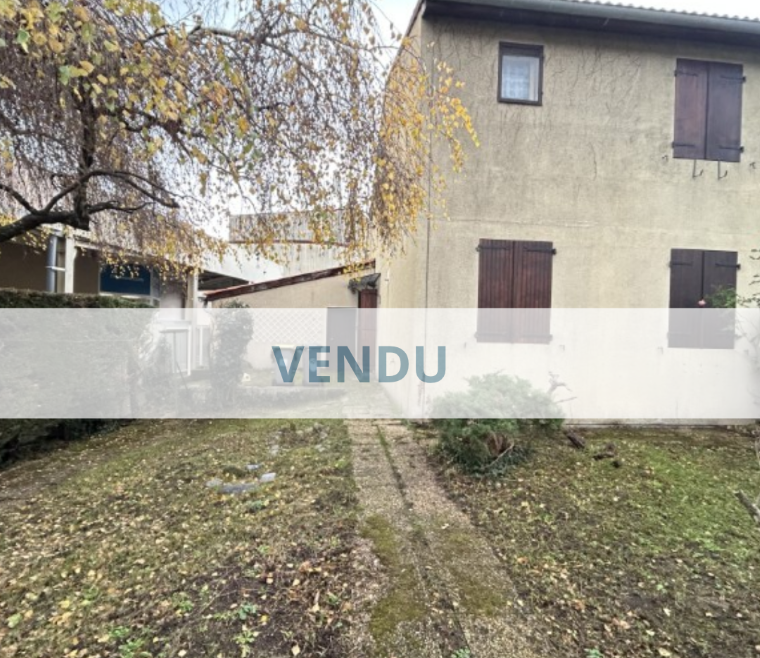 Maison AIGUILHE 5 Pièces 102 m²