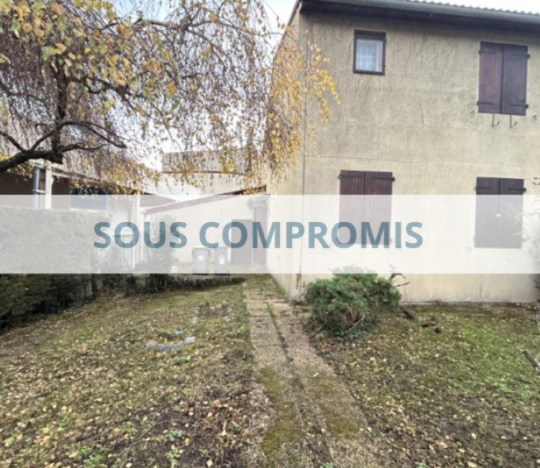 Maison AIGUILHE 5 Pièces 102 m²