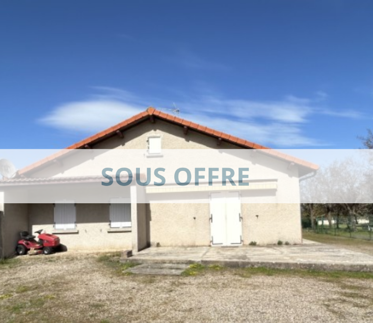 Maison familiale avec potentiel professionnel 295 m2 + terrain Sanssac l&rsquo;Eglise