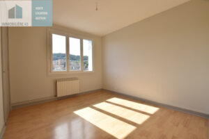 APPARTEMENT F3 + TERRASSE LE PUY EN VELAY – 3 pièce(s) – 71.18 m2