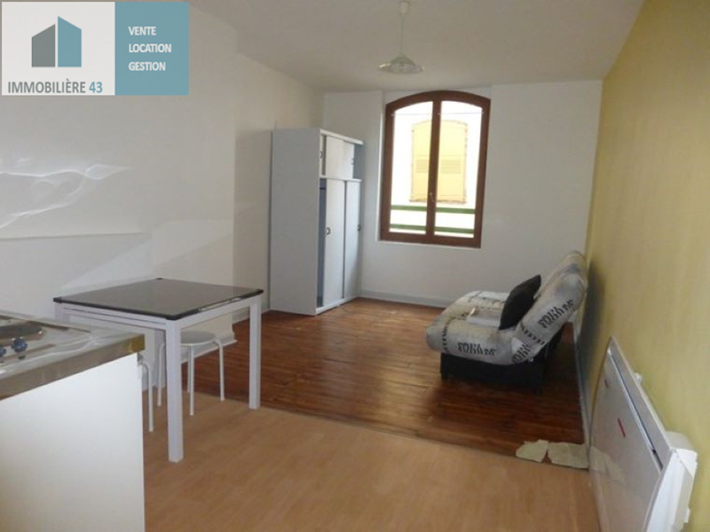 STUDIO AVEC MEUBLES LE PUY EN VELAY – 1 pièce(s) – 25 m2