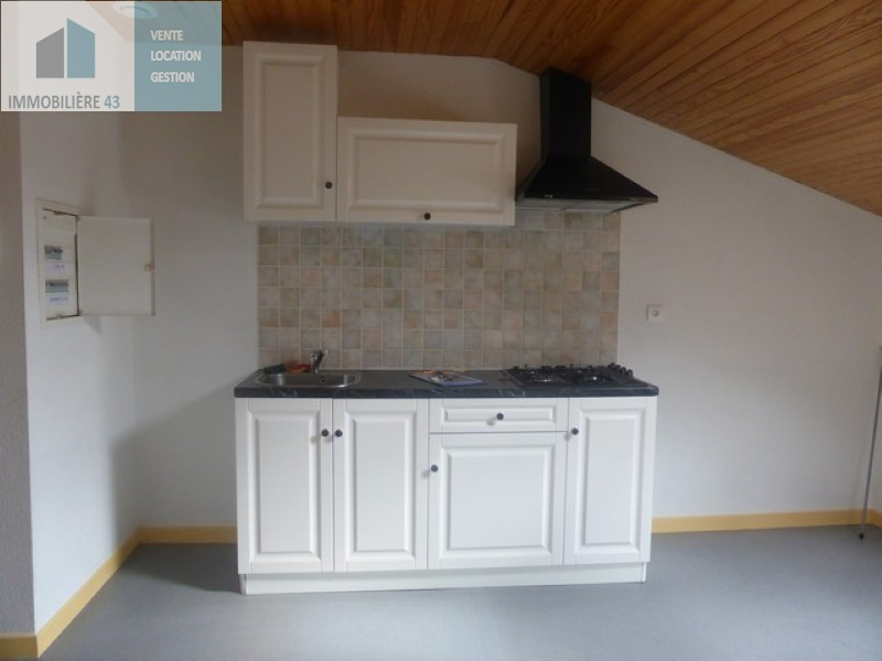 T1 CUISINE EQUIPEE LE PUY EN VELAY – 1 pièce(s) – 22 m2