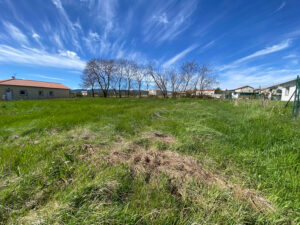 Terrain constructible Bains 1215 m2