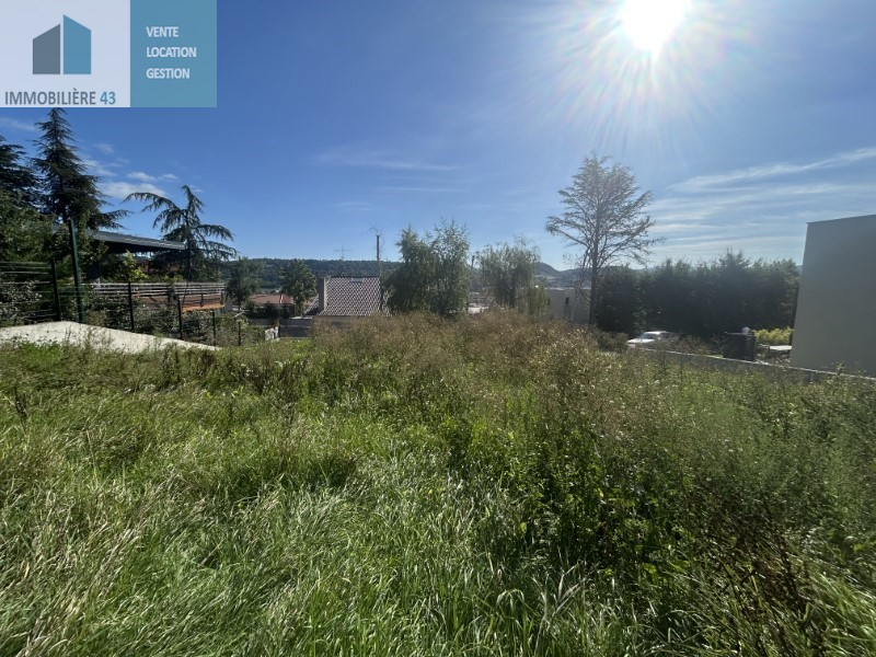 TERRAIN 710 M2 CHADRAC