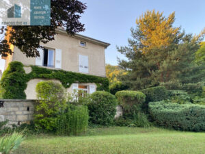 Maison de caractère avec parc arboré et dépendance locative BRIVES CHARENSAC