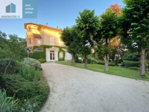 Maison de caractère avec parc arboré et dépendance locative BRIVES CHARENSAC