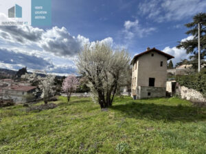 TERRAIN A VENDRE SUR AIGUILHE