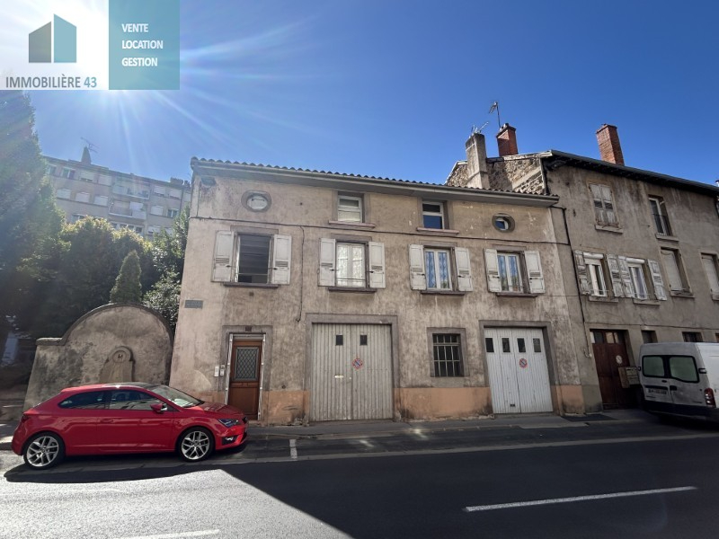 Ensemble immobilier 180 m2 + 2 garages LE PUY