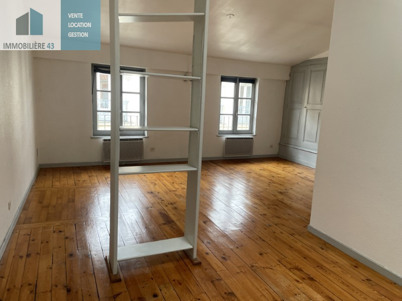 APPARTEMENT F2 51 M2 CENTRE VILLE