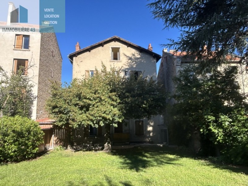 IMMEUBLE  280 M2 + TERRAIN ET GARAGES SECTEUR PHILIPPE JOURDE