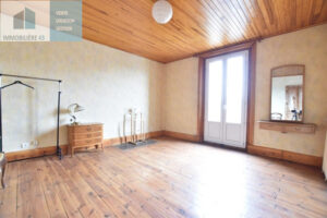 IMMEUBLE  280 M2 + TERRAIN ET GARAGES SECTEUR PHILIPPE JOURDE